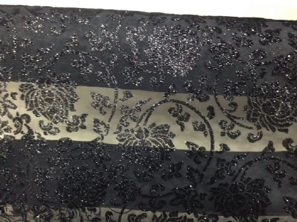 Tül Üzeri Flok Sim